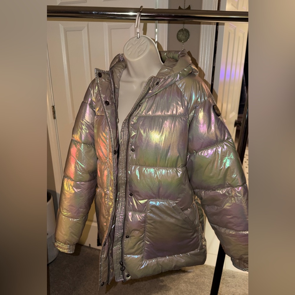 Noize Iridescent Cruelty-Free Outerwear